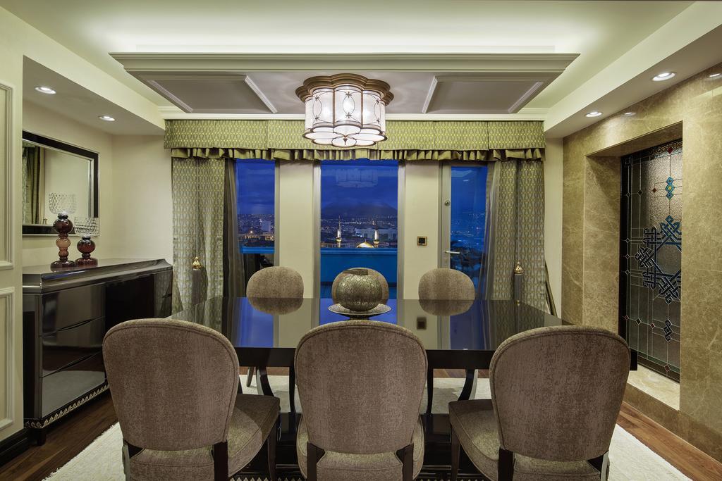 Wyndham Grand Kayseri Ngoại thất bức ảnh A dining room